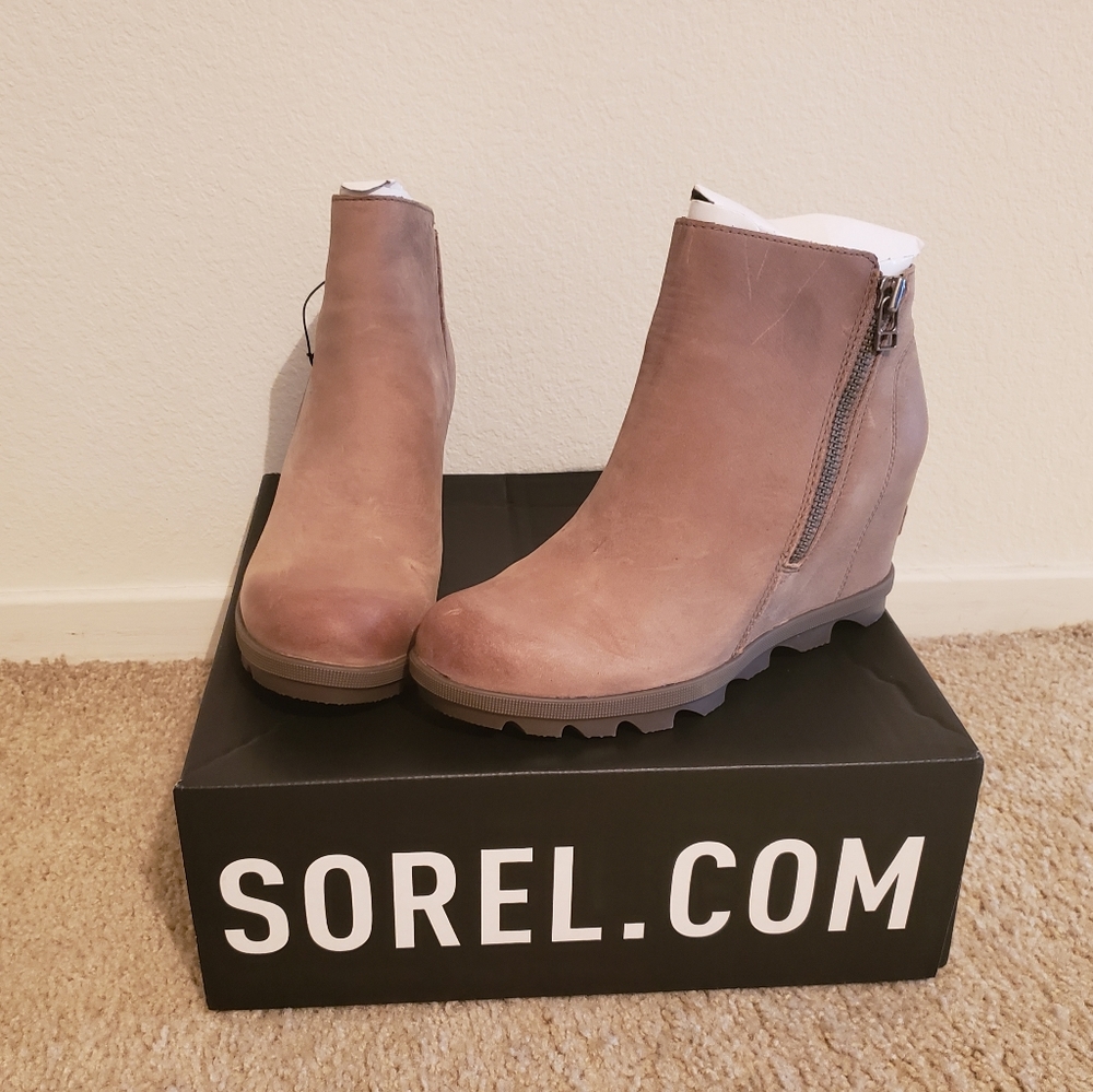 NWT Sorel Joan of Arctic Wedge II Zip